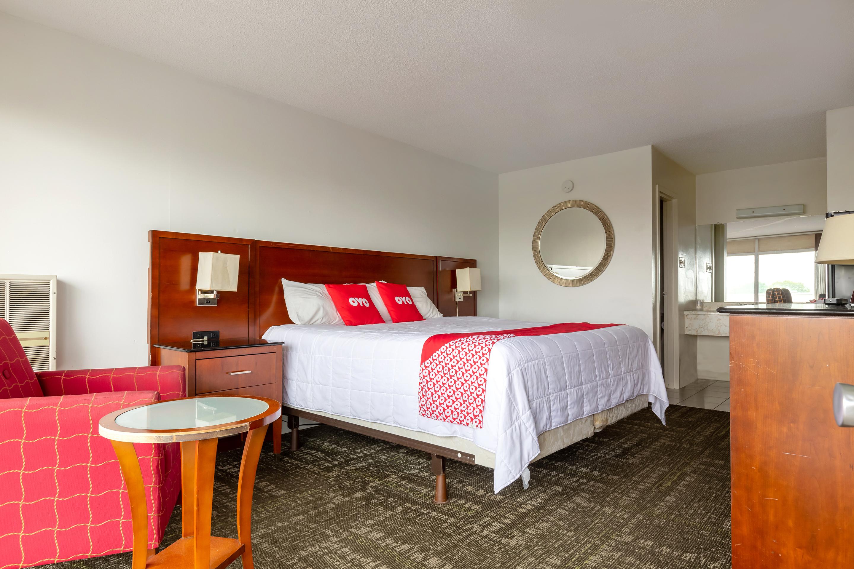 Hotel Oyo At Chicago International Airport, Il