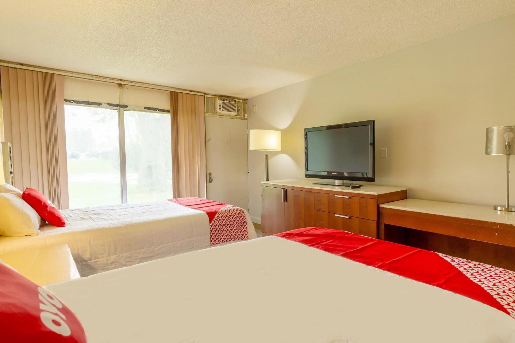 Oyo At Chicago International Airport, Il Hotel 2*