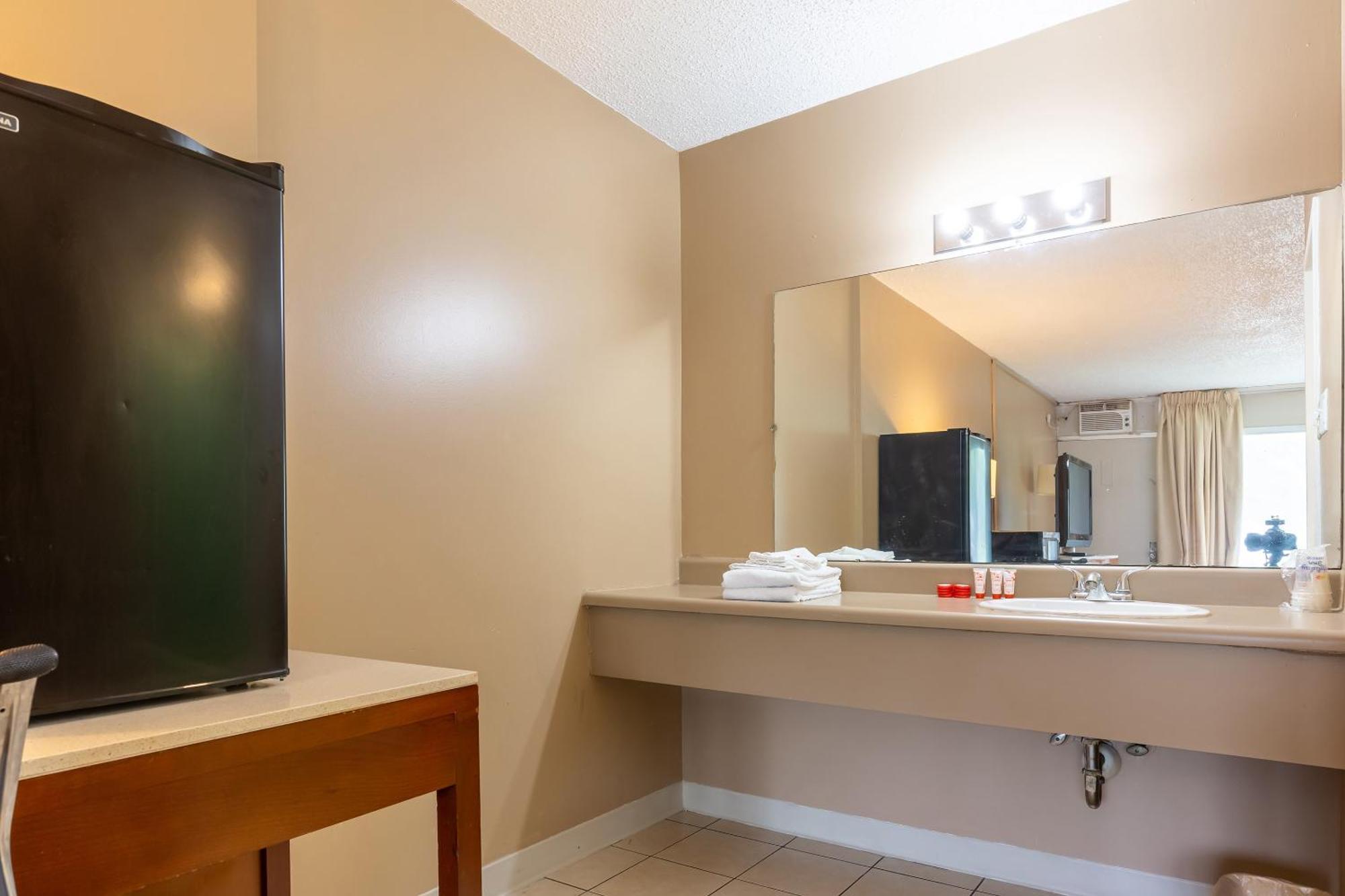 Hotel Oyo At Chicago International Airport, Il 2*