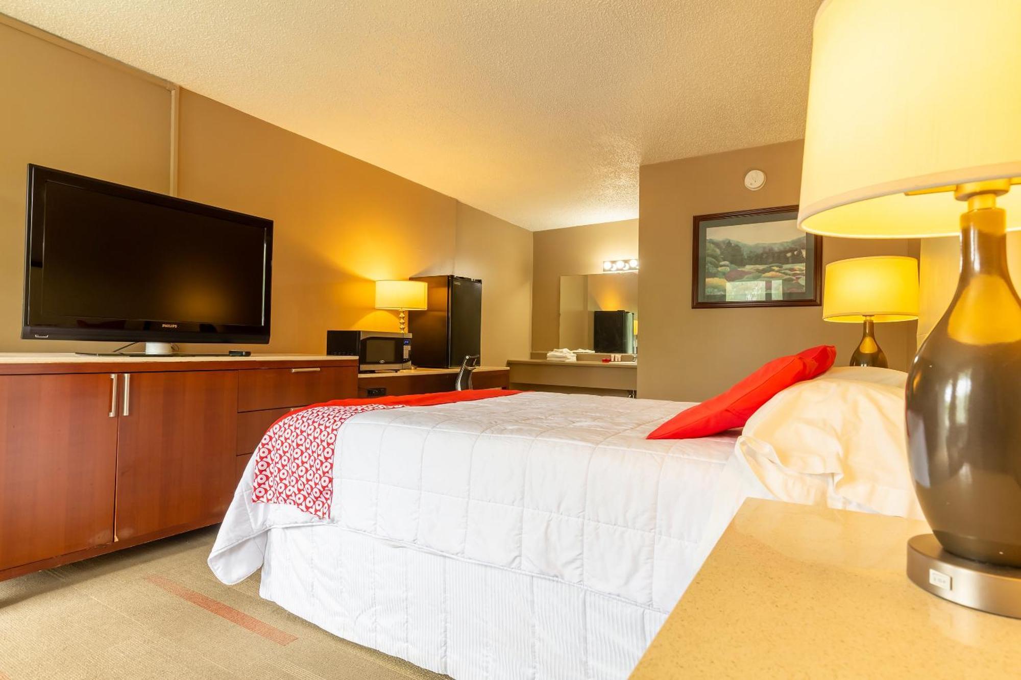 Oyo At Chicago International Airport, Il Hotel 2*